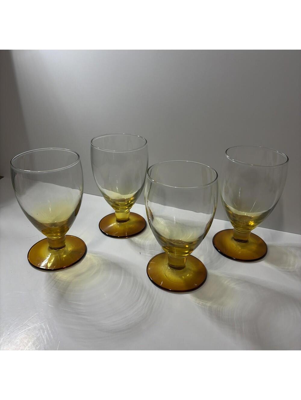 VINTAGE OMBRE YELLOW 1960S GLASSWARE, SET OF 4